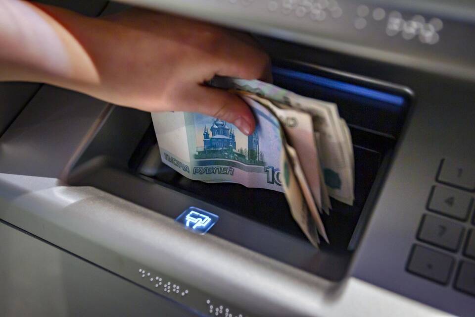 Работодатель не выплачивает зарплату: что делать