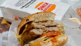 Как заказать в Burger King с оплатой наличными в Аптека Радуга